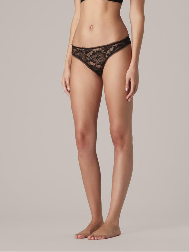 Set Lenjerie Compresivă Enigma Lace, Colecția MAAM | Andreea Bădală