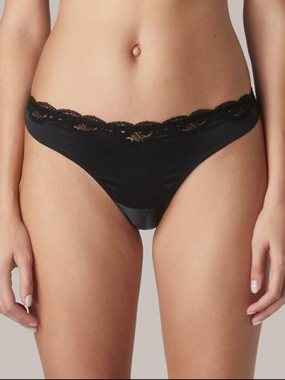 Set Lenjerie Compresivă Dreamland Black,                              Colecția MAAM | Andreea Bădală