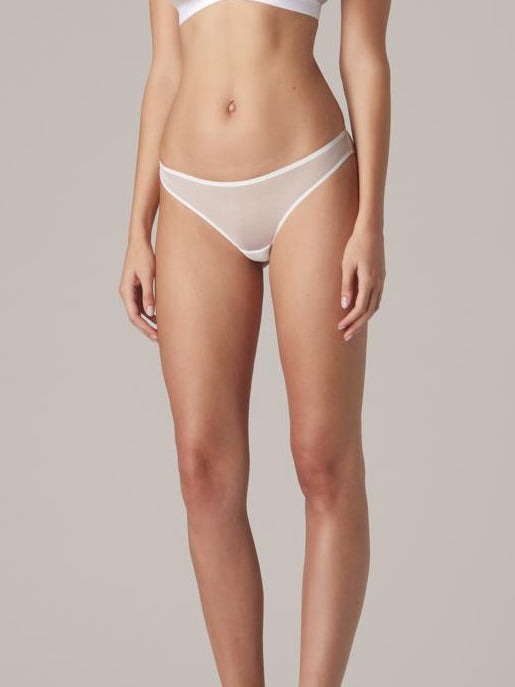 Set Lenjerie Compresivă Bold Whisper Ivory,                                               Colecția MAAM | Andreea Bădală